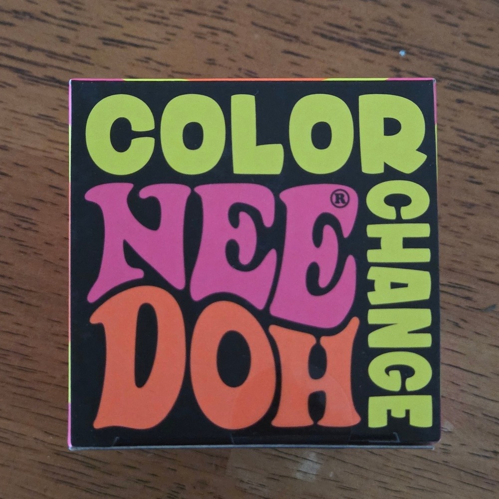 NeeDoh‎ Color Change Squishy Fidget Ball Pink Authentic Schylling New